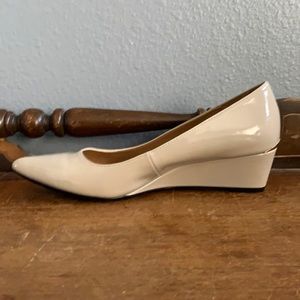 Calvin Klein | Germina Gray Patent Pump Wedge Women’s Sz 7.5